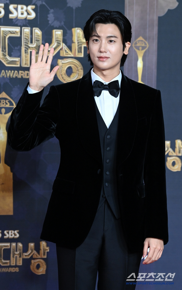 [포토] 박형식, 보물섬 같은 한 해 보냈어요