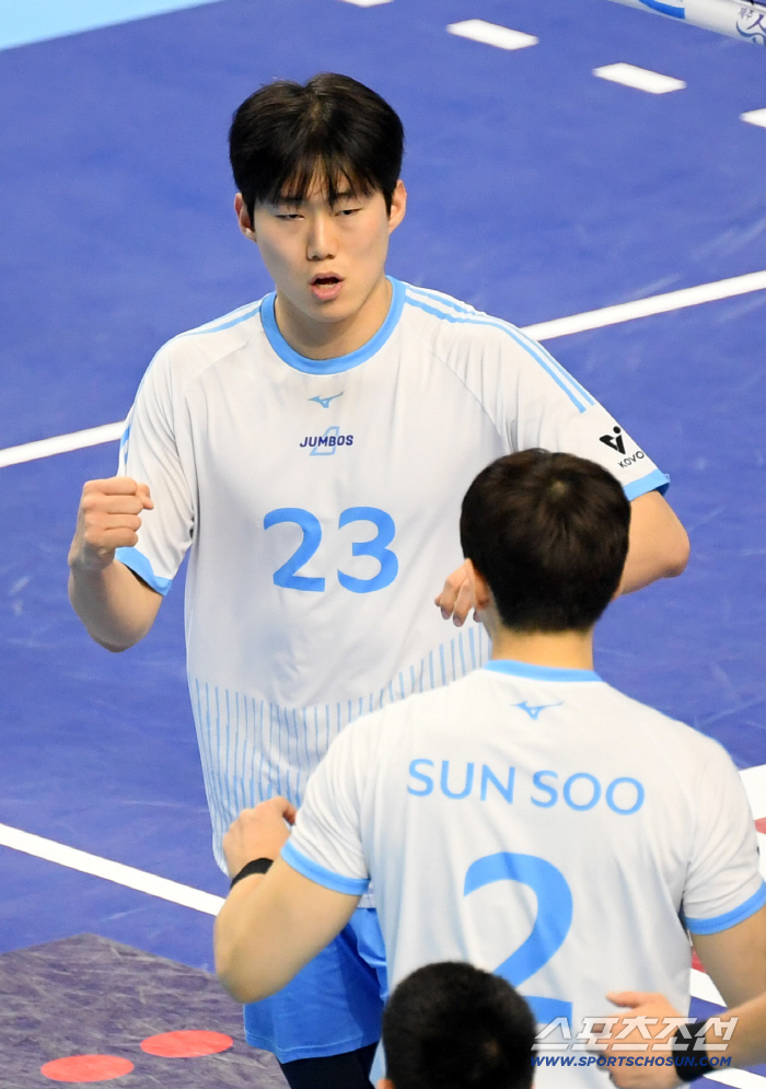 [포토] 김민재, 주먹 불끈