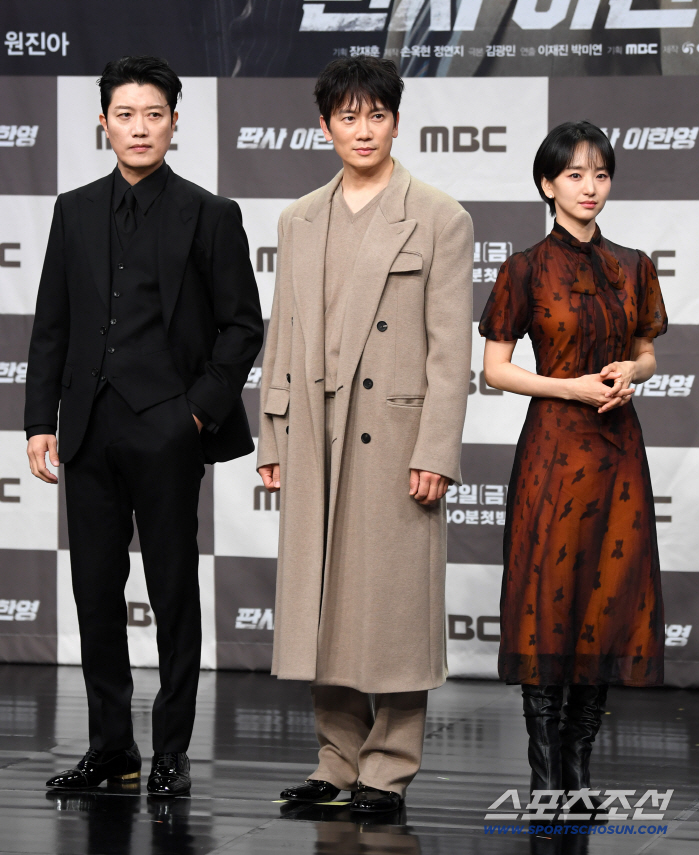 [포토] 박희순-지성-원진아, 눈빛으로 압도