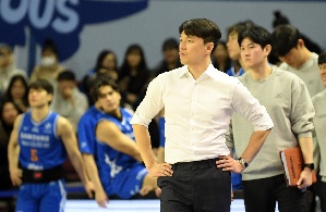 충격 6연패 삼성 김효범 감독