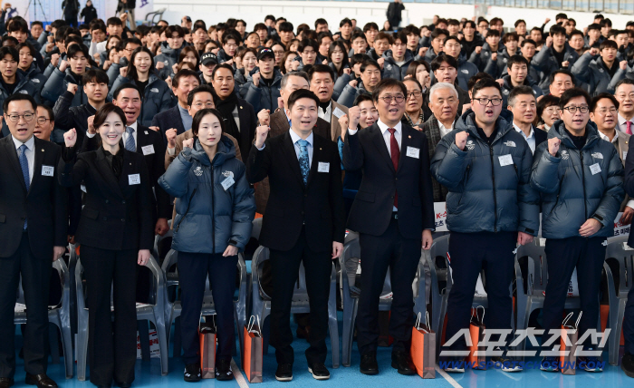 [포토] 진천선수촌 힘찬 파이팅과 함께 2026 훈련 개시