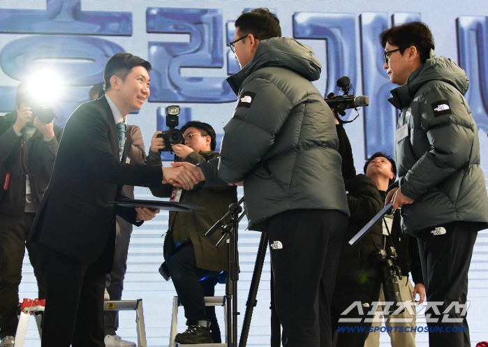[포토] 유승민 회장 2026 진천선수촌 훈련 개시
