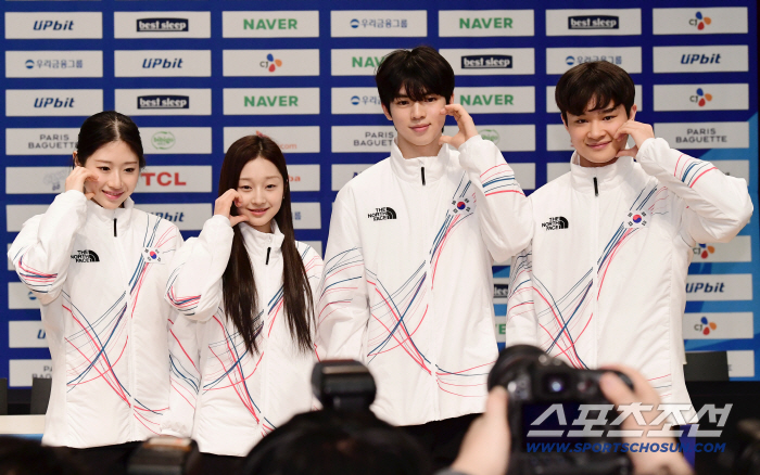 [포토] 이해인-신지아-차준환-김현겸 많은 사랑 부탁드려요