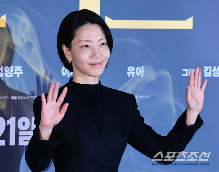 [포토] 김신록 새로운 연기 변신 기대하세요