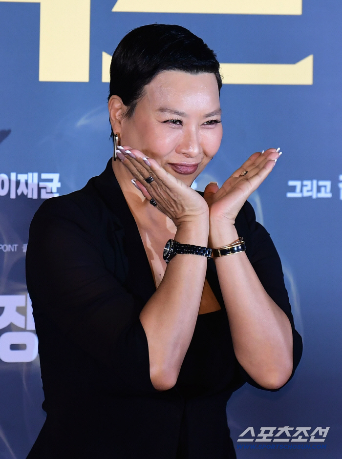 [포토] 정영주 완벽한 Y 포즈