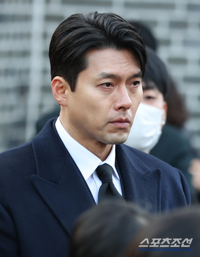 [포토] 현빈 故안성기 추도 미사 참석
