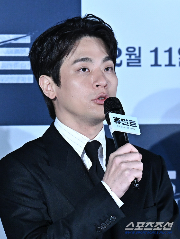 [포토] 박정민 새로운 액션 기대하세요