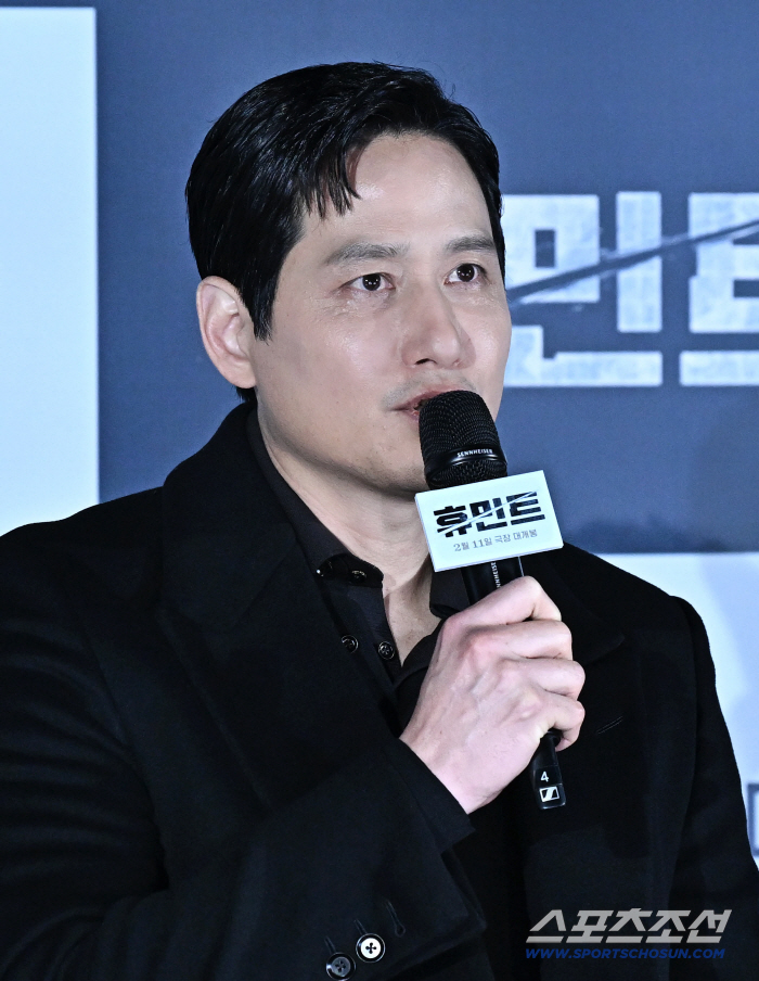 [포토] 박해준 이제 다시 냉철한 역할