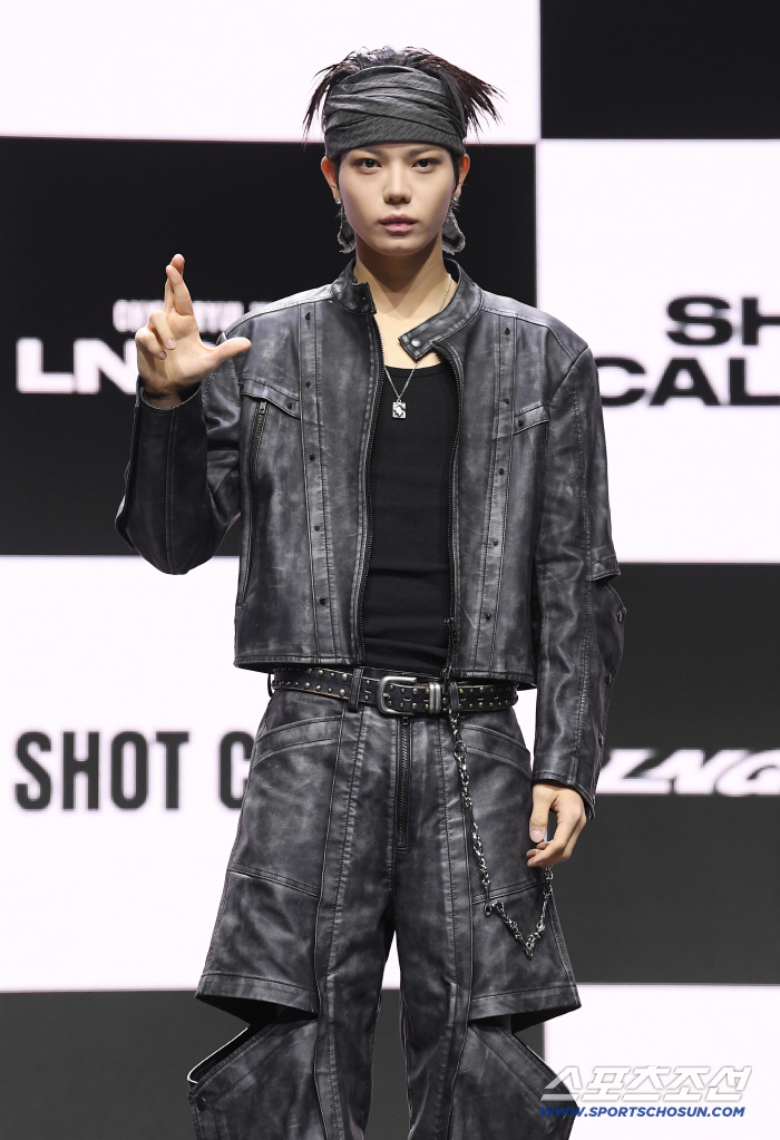 [포토] 강렬한 인상의 롱샷 리더 오율