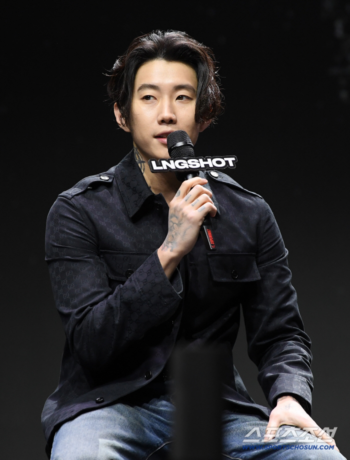 [포토] 롱샷 데뷔시킨 박재범