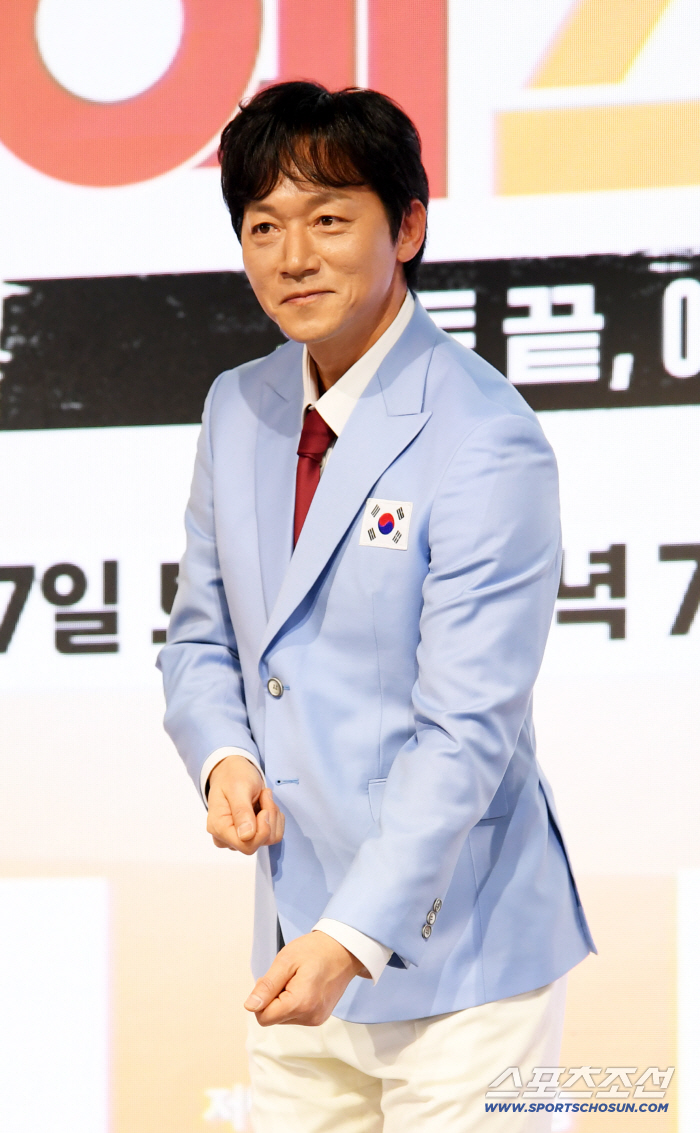 [포토] 김남일, 예능 청소기