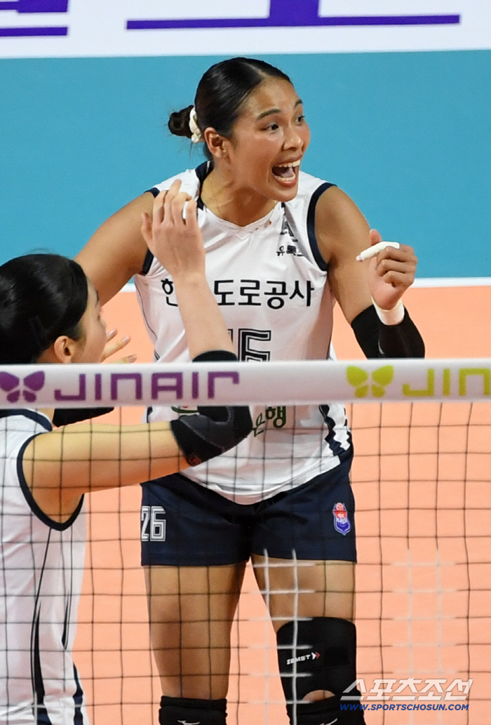 [포토] 타나차, 미소