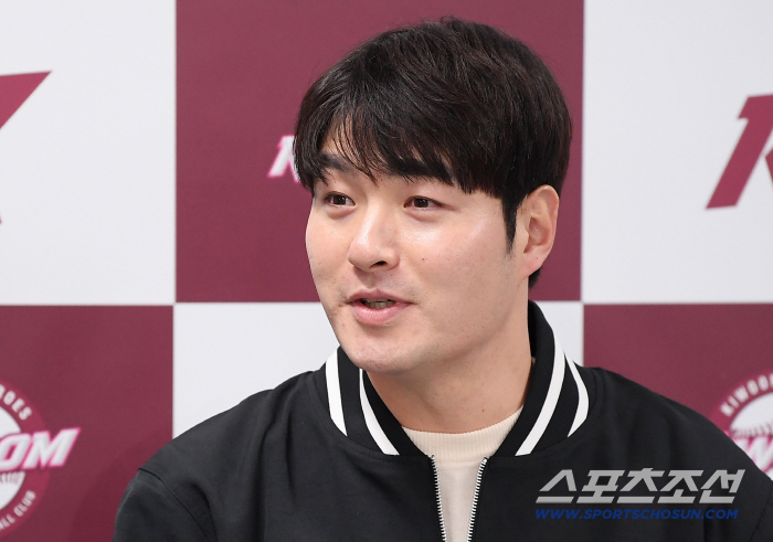 [포토] 박병호 해설보다는 지도자가 목표