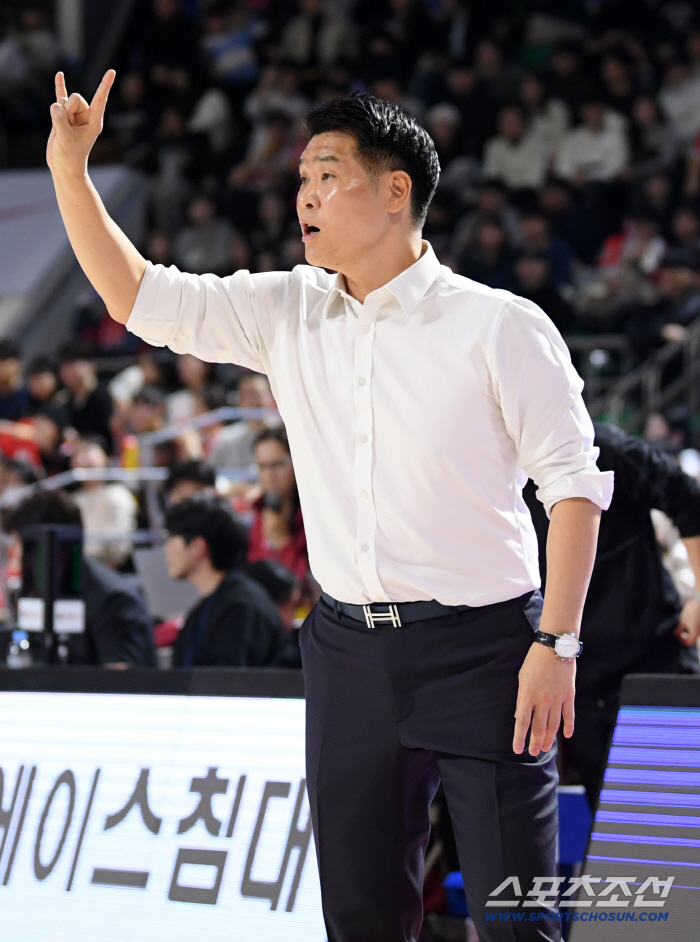 [포토] 조상현 감독, 작전