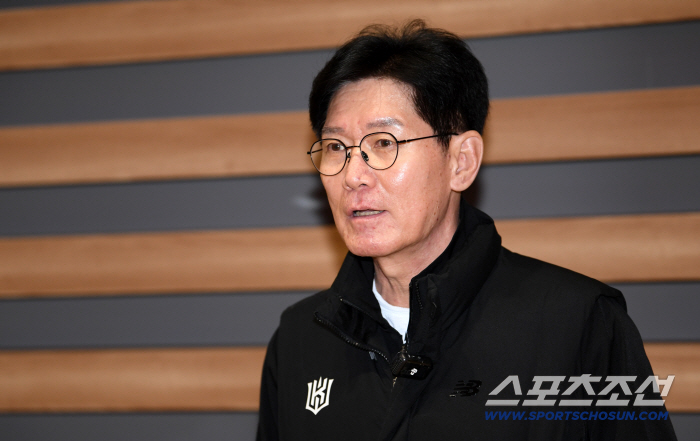 [포토] 이강철 감독, 출국 전 인터뷰