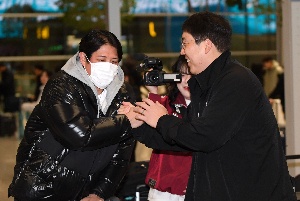 황재균 방문에 깜짝 놀란 김현수
