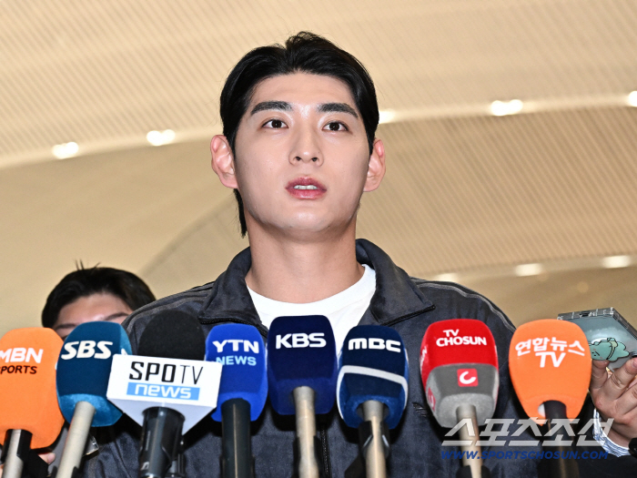 [포토] 이정후 올 시즌 준비 잘 하겠습니다