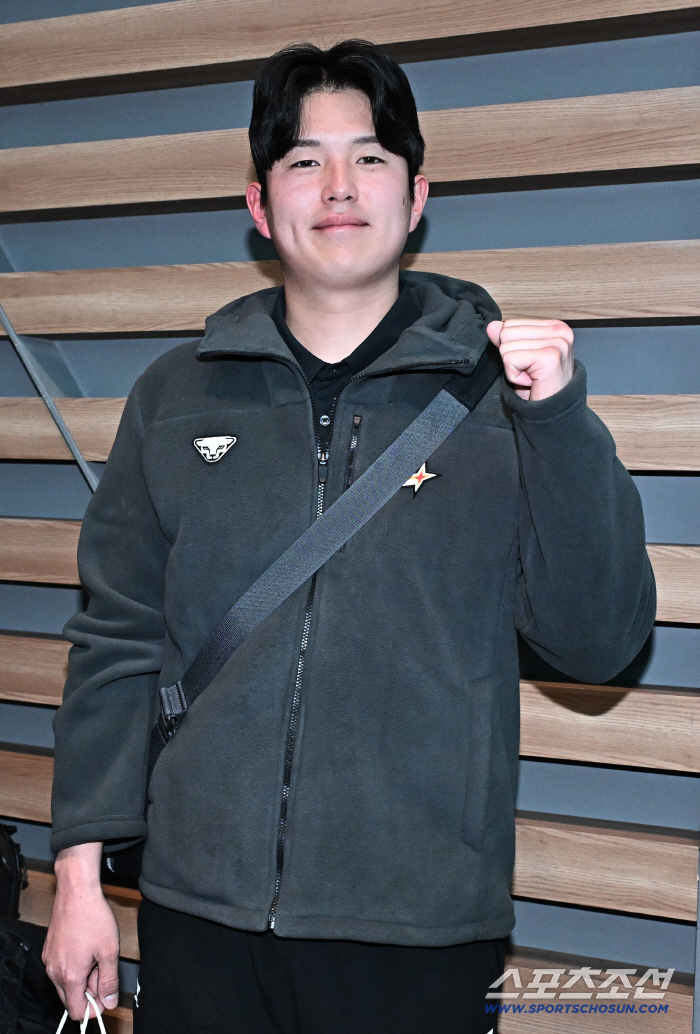 [포토] SSG 조형우 스프링캠프 다녀오겠습니다