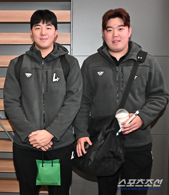 [포토] 김민준-이로운 대구고 선후배 입니다