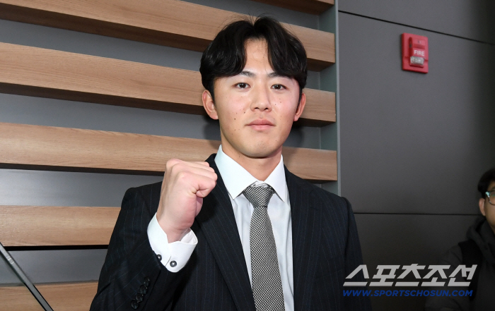 [포토] 삼성 라이온즈 아시아쿼터 미야지 유라, 기대하세요