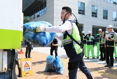 도봉구, 환경공무관 '입는 로봇' 도입 추진
