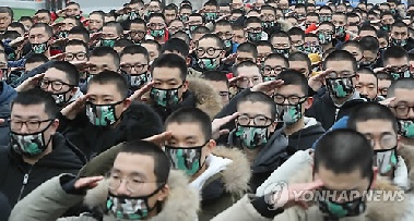 [샷!] “병장이 일병을 선임 대우하게 될 수도”