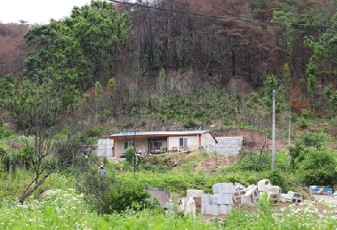 [장마 앞둔 산불피해지] ① “곳곳 산사태 위험”…땜질대책에 주민 불안