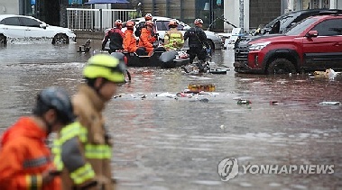 전국에 쏟아진 폭우에 4명 사망·2명 실종…5천661명 일시대피(종합)