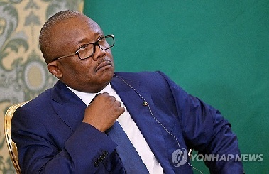 쿠데타로 축출된 기니비사우 대통령 세네갈로 망명