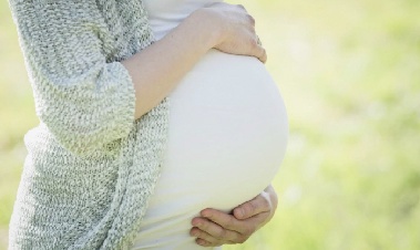 “24~38세 출산 여성, 더 천천히 늙고 오래 산다”