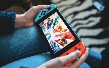 게임기 압수한 아빠에 총 발사한 11살 아들…“순간 화가 나서”