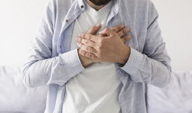 추운 날씨 갑작스러운 가슴 통증, '이 질환'일 수도…