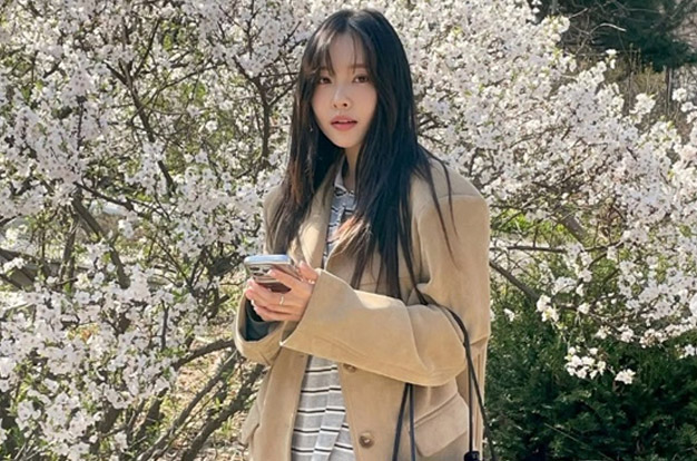 '암 투병' 이솔이, 항암치료 후유증 “눈썹 빠지고 손도 까매져”