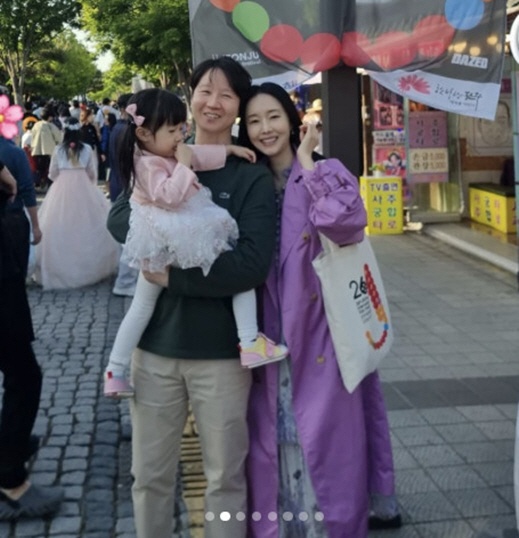 이정현, 일터에 찾아온 ♥남편+딸..워킹맘 미소 활짝