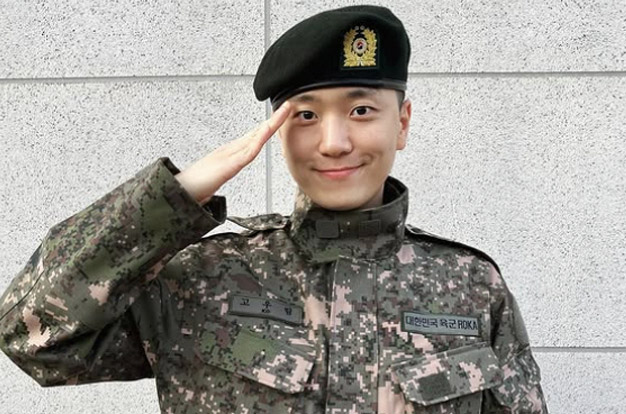 '퀸연아' 품 안긴 고우림, 감격 소감 “관심과 격려 속 건강히 전역”
