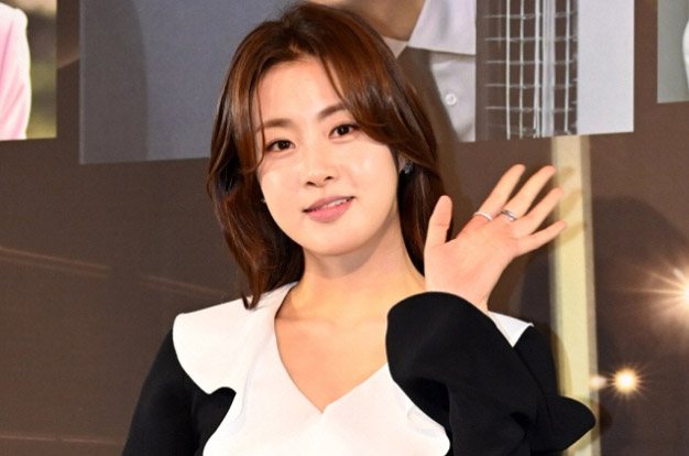 '딸둘맘' 강소라, 실직 불안감 고백 “배우로 오래 살아 남을거라 생각했다”