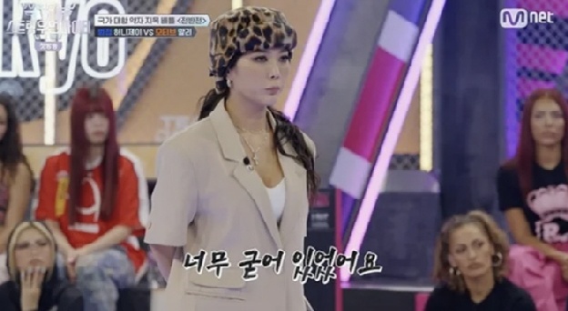 허니제이 완패·아이키 조롱..'스우파' 韓 언니들, 나이·왕따 딛고 기강 잡을까