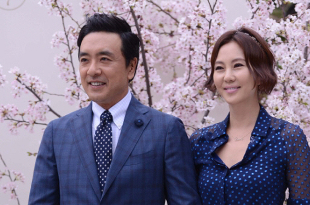김승우, ♥김남주 위해 달려가 사진 요청까지..“진짜 사랑꾼, 깜짝 놀라”