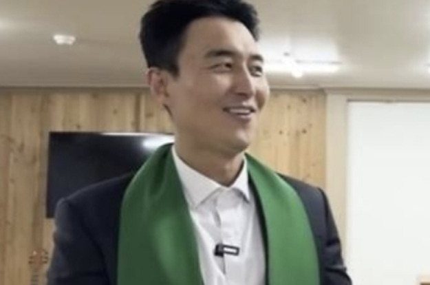 개그맨 김인석, '목회자 전향설' 직접 해명..“진짜 목사 아냐, 콩트입니다”