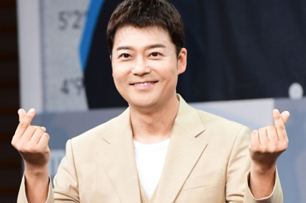 '재수해 연세대 합격' 전현무 “현역 때 외대 합격...대학 안 걸치고 바로 취소” ('티처스2')