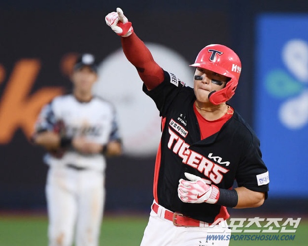[청룡랭킹] 슈퍼스타 김도영, 6월 청룡랭킹 1위 등극