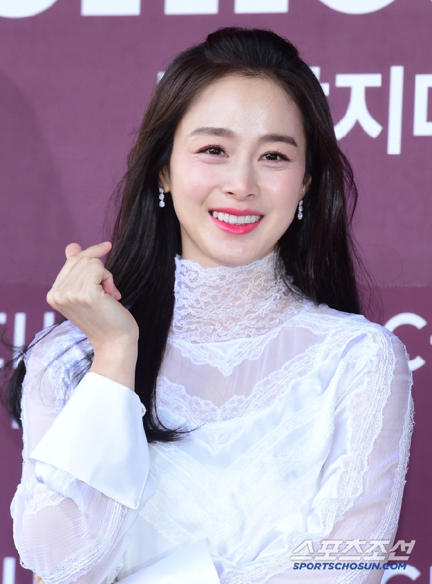 김태희도 당했다..“매니저 사칭 사기, 절대 응하지 말길”
