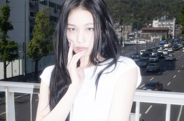 '신세계 장녀' 올데이프로젝트 애니, 라방서 '현실 재벌' 인증 “회장님 들어오십니다”