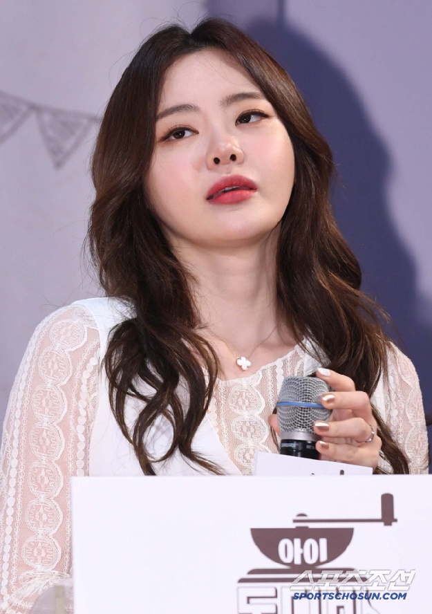 서유리 “이혼 빚 20억中 13억 갚았다..최근 '썸남' 생겨” 고백