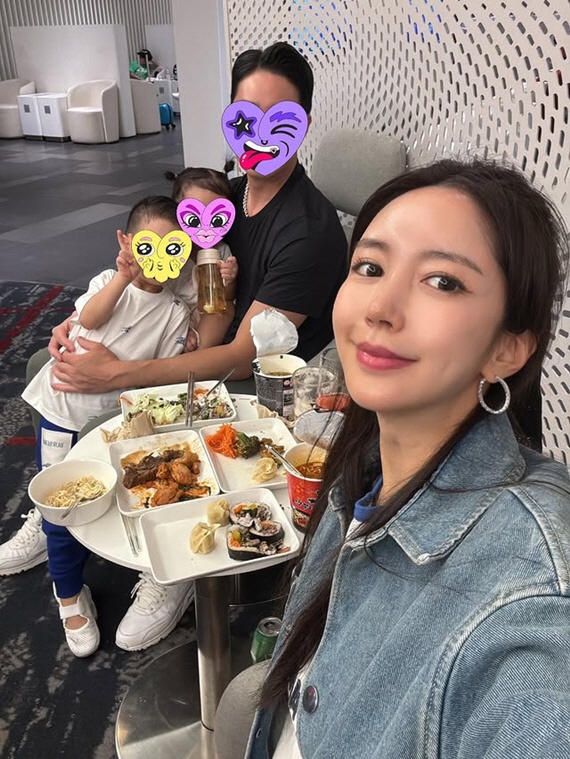 '재벌2세 이필립♥' 박현선, 하와이行 앞두고 둘째 고열 “영혼 탈탈, 하녀 모드”