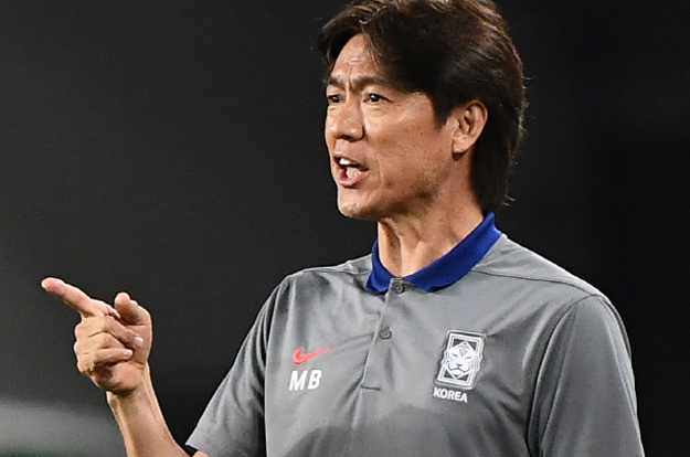 “韓 축구 불명예 역사→첫 3연패” '홍명보호' 첫 패배 눈물, '라이벌' 日 0-1 석패..'일본, 동아시안컵 2연패'