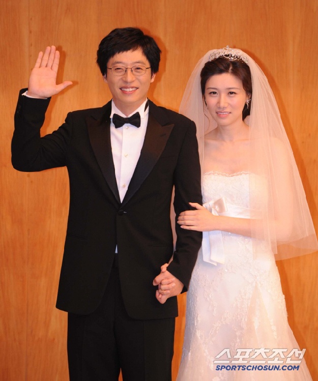 '고졸' 유재석, ♥연대 영문 나경은+영어 원어민급 아들까지 “엘리트 가족”