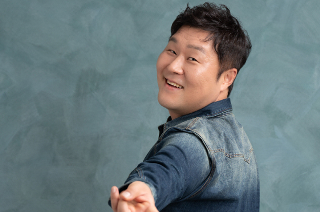 '좀비딸' 윤경호 “예매율 1위? 조정석 덕도 있지만, '항블리' 효과도 있어”
