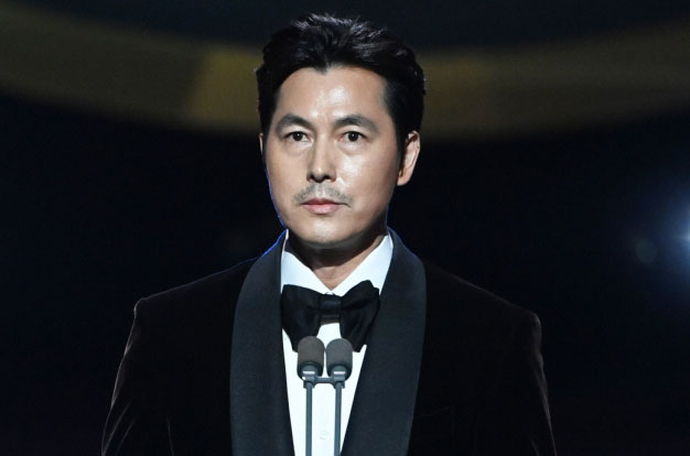 정우성, 연인과 혼인신고 마쳤다...“배우 사생활, 과도한 관심 자제”