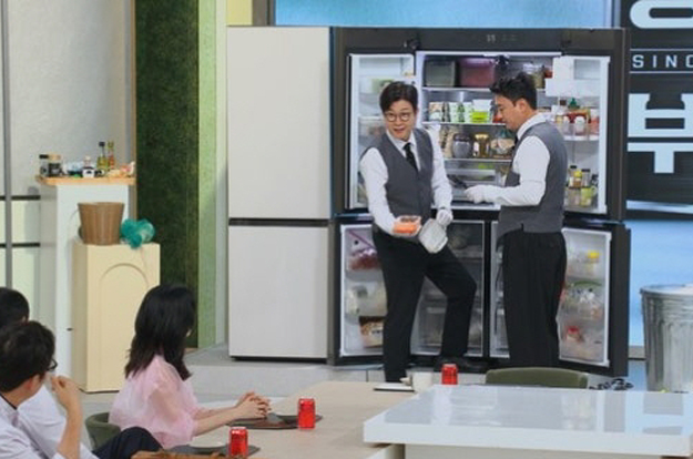 이영애, '최초 공개' 냉장고 속 '직접 재배' 농작물 자랑..“파, 허벅지 근육처럼 튼실”